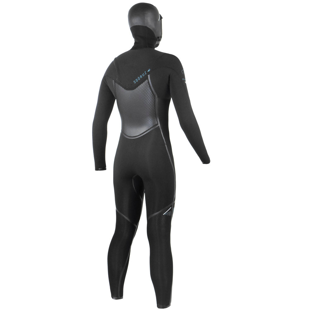 Sooruz Guru+ is our warmest wetsuit combining performance and eco-friendliness.