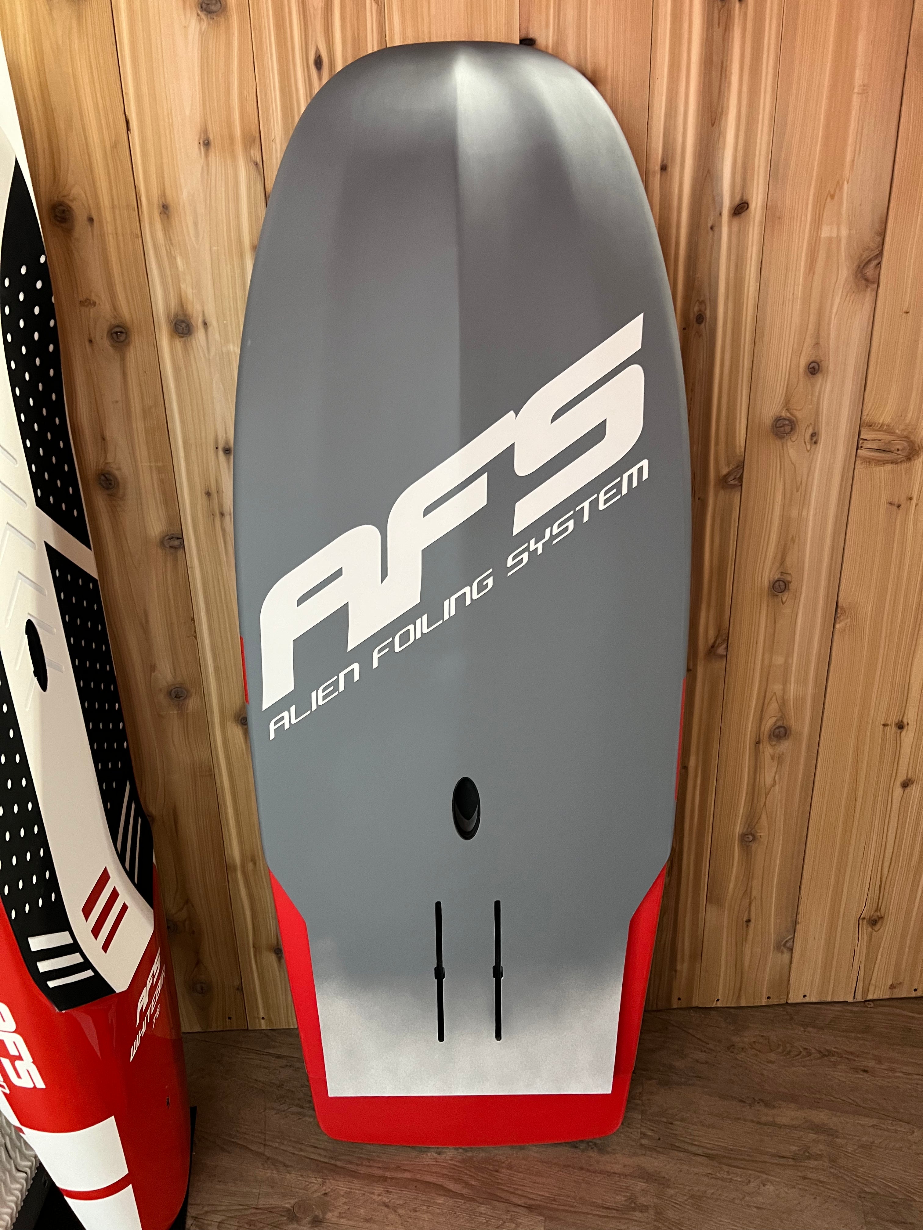 Demo AFS Fire 5'8 110 L Wing Board