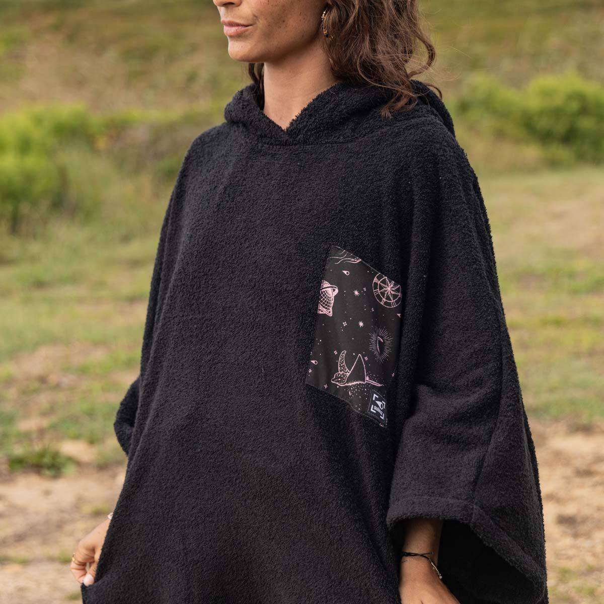 Sooruz - Pulmo 3/4 Sleeve Towel Changing Poncho